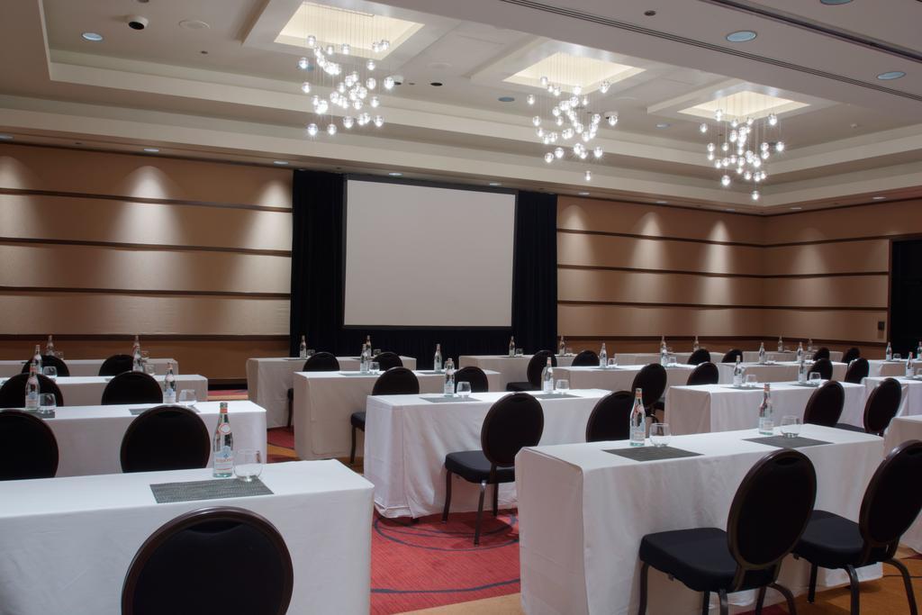 Hotel Murano Tacoma Exterior foto A meeting room