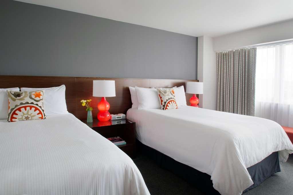 Hotel Murano Tacoma Habitación foto A room at the Hotel Valencia